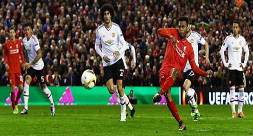 اليويفا يغرم مانشستر وليفربول ماليا بسبب أحداث المواجهة الأوروبية 